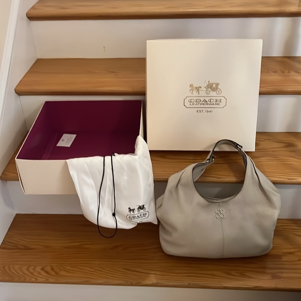 Coach~14968 Julia Hobo Bag White with Original Box and Protective Bag - Picture 1 of 6